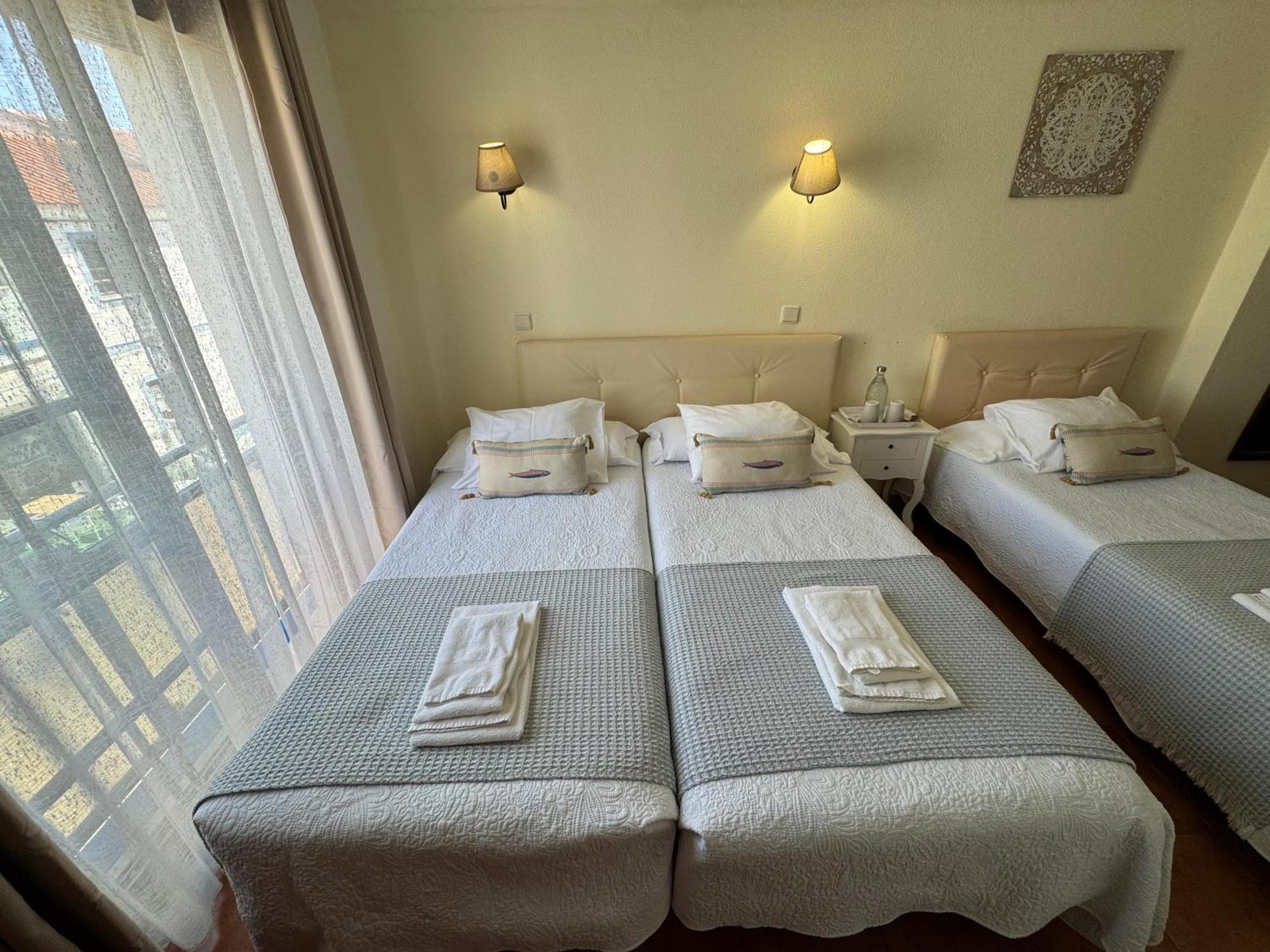 Quartos Abelha Porto Covo Bagian luar foto