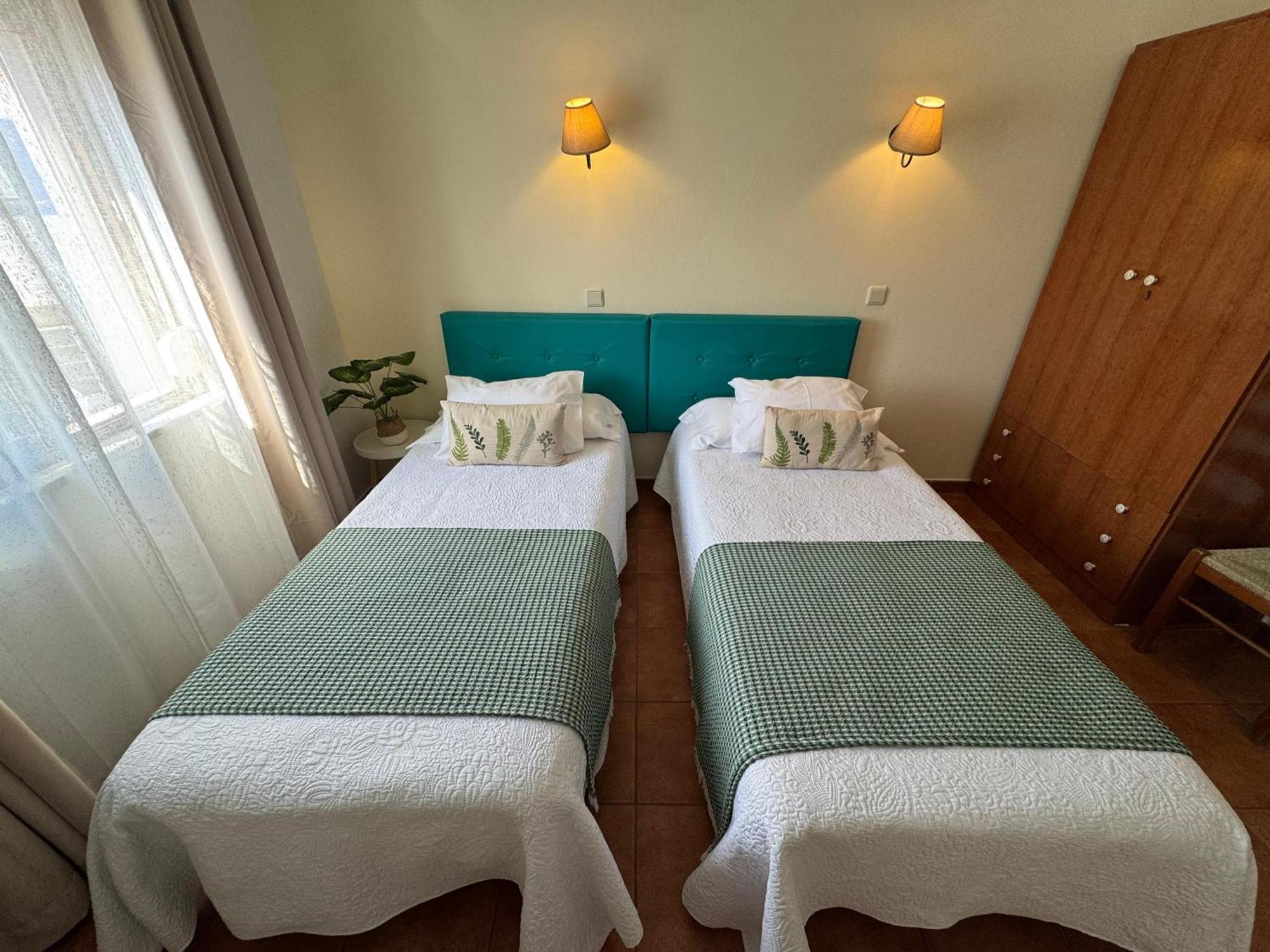 Quartos Abelha Porto Covo Bagian luar foto
