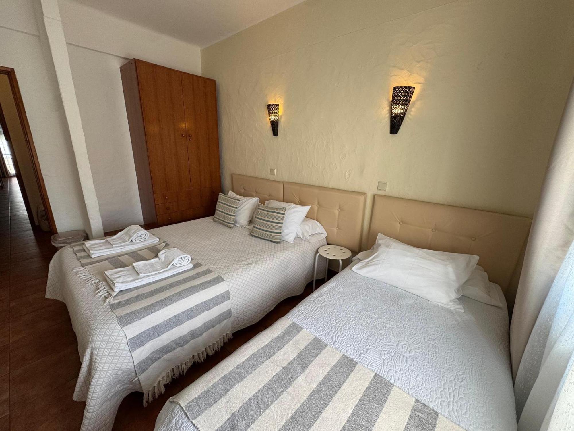 Quartos Abelha Porto Covo Bagian luar foto