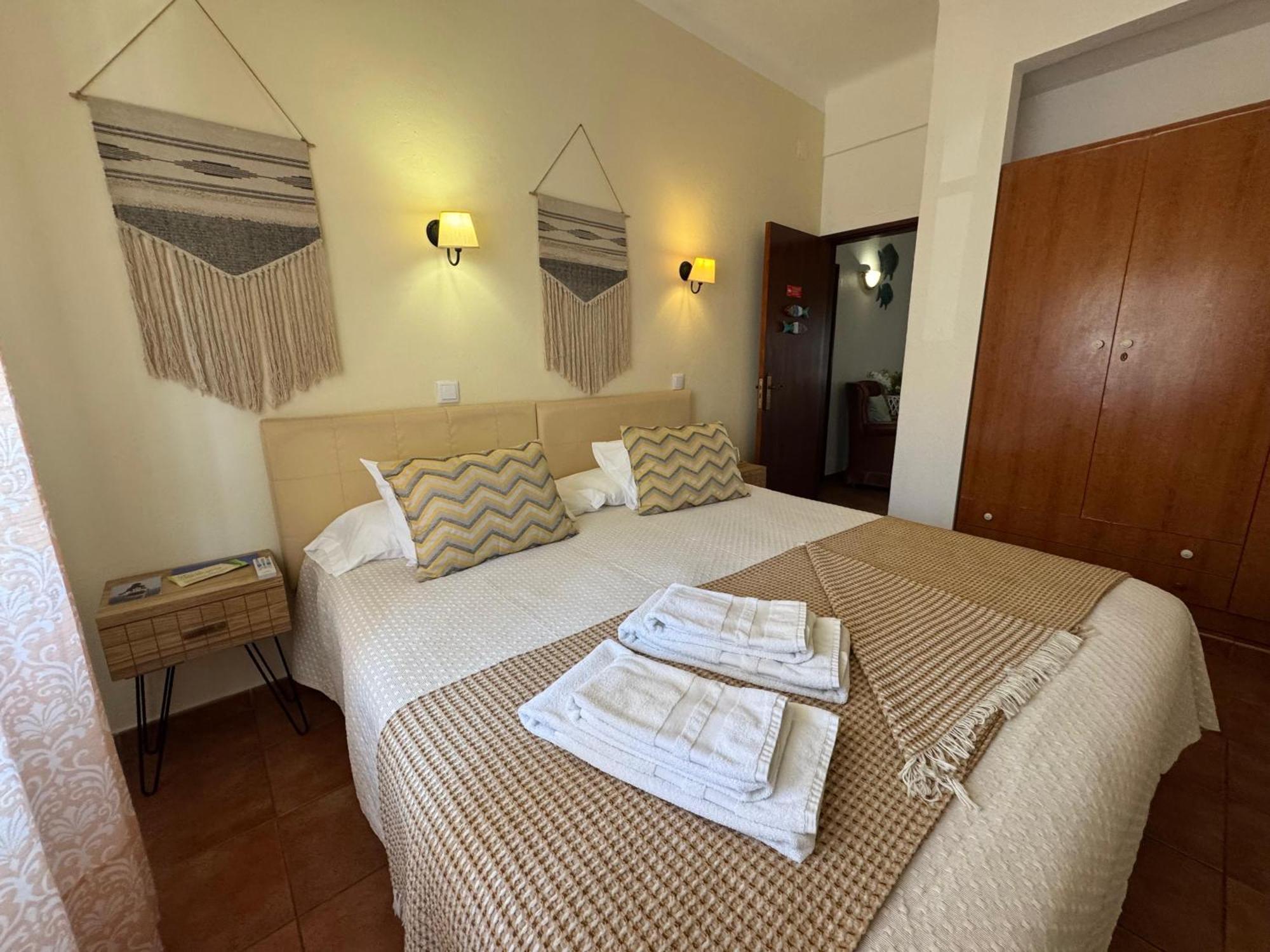 Quartos Abelha Porto Covo Bagian luar foto